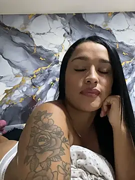 Snapshot of KatalinnaBrown chatting on 02.04.26 KatalinnaBrown online show from 02.04.26