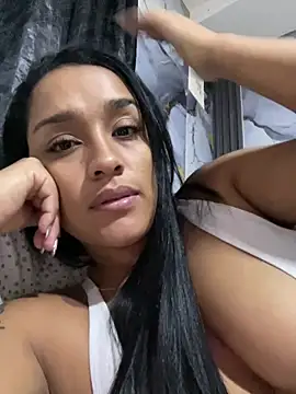 Snapshot of KatalinnaBrown chatting on 02.05.26 KatalinnaBrown online show from 02.05.26