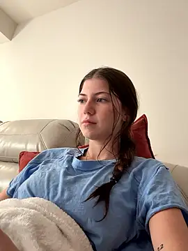 Snapshot of emilycoco chatting on 01.11.26 emilycoco online show from 01.11.26