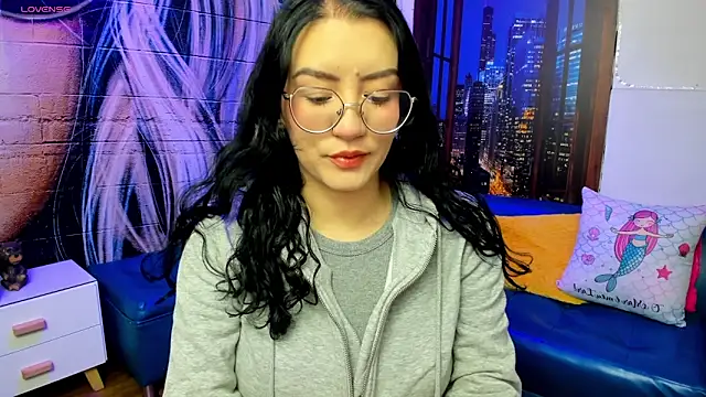 Snapshot of Violetaa_diazz chatting on 12.12.24 Violetaa diazz online show from 12.12.24