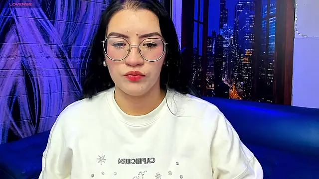 Snapshot of Violetaa_diazz chatting on 02.05.25 Violetaa diazz online show from 02.05.25