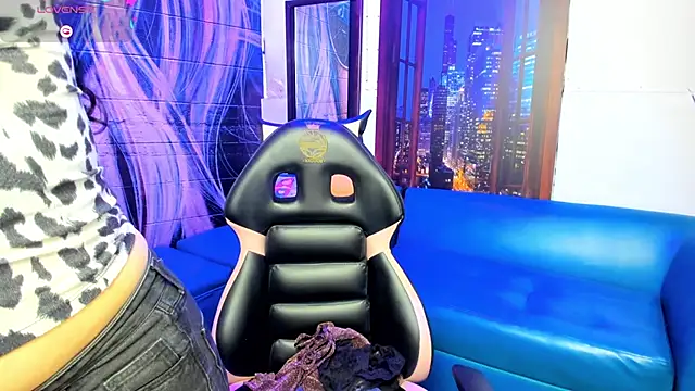 Snapshot of Violetaa_diazz chatting on 02.19.25 Violetaa diazz online show from 02.19.25