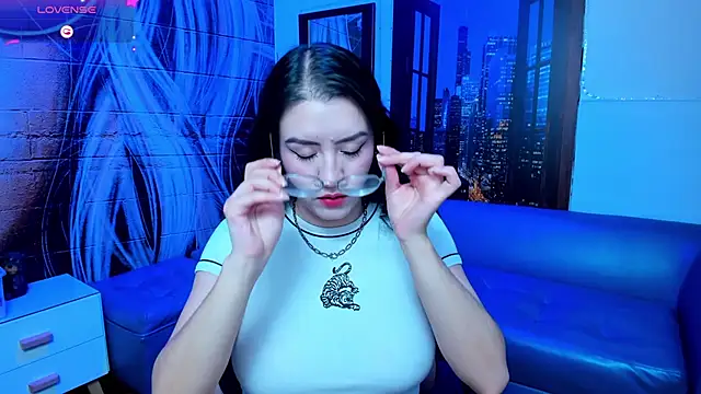 Snapshot of Violetaa_diazz chatting on 02.25.25 Violetaa diazz online show from 02.25.25