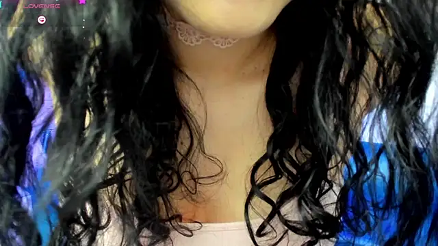 Snapshot of Violetaa_diazz chatting on 02.28.25 Violetaa diazz online show from 02.28.25