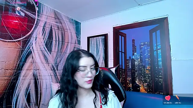 Snapshot of Violetaa_diazz chatting on 03.21.25 Violetaa diazz online show from 03.21.25