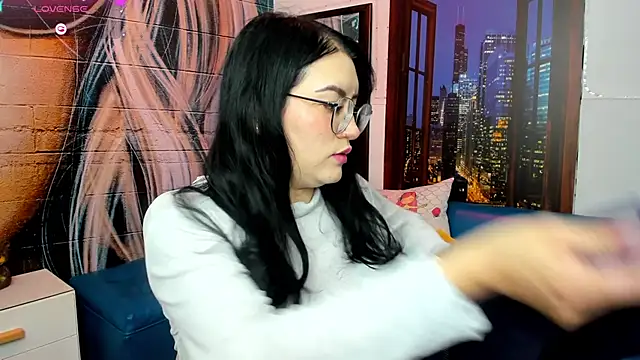 Snapshot of Violetaa_diazz chatting on 03.21.25 Violetaa diazz online show from 03.21.25