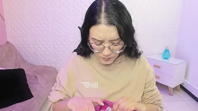 Snapshot of Violetaa_diazz chatting on 09.25.25 Violetaa diazz online show from 09.25.25