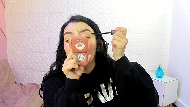 Snapshot of Violetaa_diazz chatting on 10.16.25 Violetaa diazz online show from 10.16.25