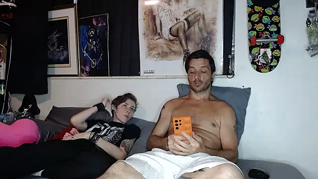 Snapshot of titclitcmndr chatting on 02.05.25 titclitcmndr online show from 02.05.25