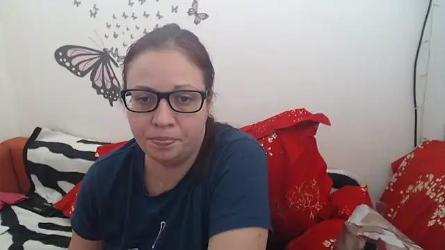 Snapshot of LadyHellene chatting on 02.25.25 LadyHellene online show from 02.25.25