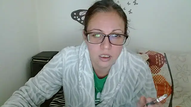 LadyHellene online show from 03.31.26