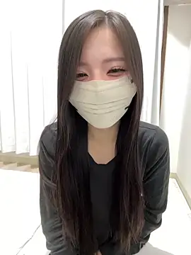 Snapshot of Momo-7777 chatting on 12.07.24 Momo-7777 online show from 12.07.24