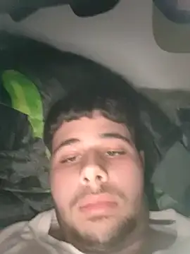 Snapshot of TuBBpollon chatting on 01.05.25 TuBBpollon online show from 01.05.25