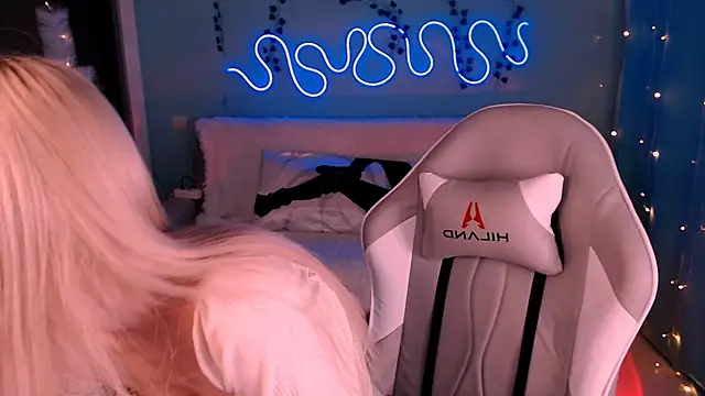 Sweet Richal online show from 12.28.24