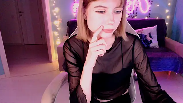 Sweet Richal online show from 10.16.25