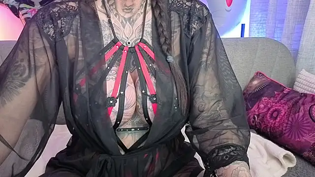 MeganWitch online show from 10.21.25