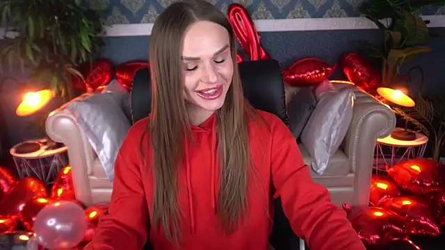 Snapshot of KiraGrayy chatting on 02.11.26 KiraGrayy online show from 02.11.26