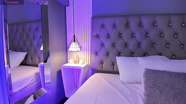 VioletthaRous online show from 04.02.26