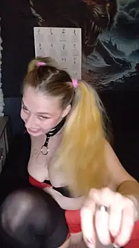 Snapshot of Sweet-SpicyOff chatting on 10.31.25 Sweet-SpicyOff online show from 10.31.25