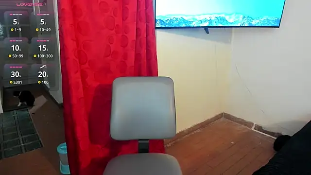 Sofi F w online show from 04.15.26