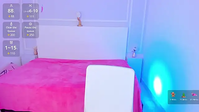 Snapshot of ScarlettWet9 chatting on 12.26.24 ScarlettWet9 online show from 12.26.24