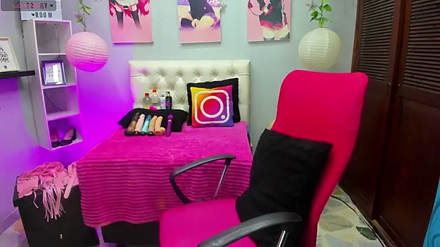 Snapshot of _Pamela_ebony chatting on 11.14.25 Pamela ebony online show from 11.14.25