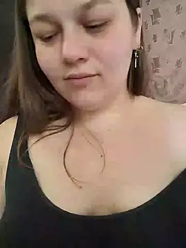 Molly Greyy online show from 12.02.24