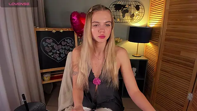 Aria69Stars online show from 03.20.25