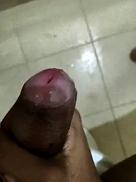 Snapshot of naughtiestdaddy chatting on 01.13.26 naughtiestdaddy online show from 01.13.26