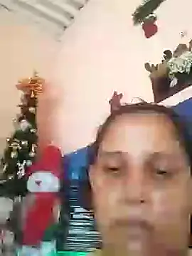 Snapshot of carolina_goez chatting on 12.25.24 carolina goez online show from 12.25.24