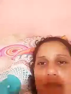 Snapshot of carolina_goez chatting on 12.25.24 carolina goez online show from 12.25.24