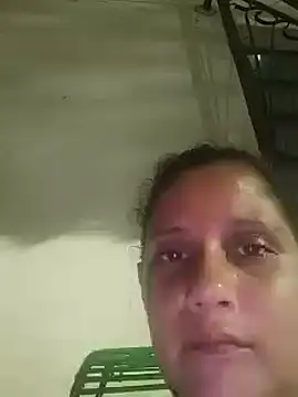 Snapshot of carolina_goez chatting on 01.01.25 carolina goez online show from 01.01.25