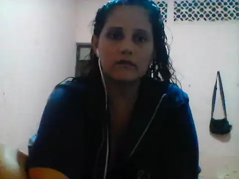 Snapshot of carolina_goez chatting on 02.13.25 carolina goez online show from 02.13.25