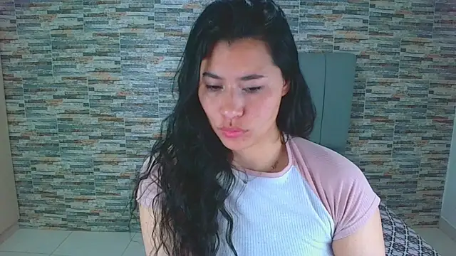 Snapshot of _joy_yva chatting on 09.19.25  joy yva online show from 09.19.25