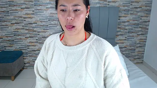 Snapshot of _joy_yva chatting on 09.24.25  joy yva online show from 09.24.25