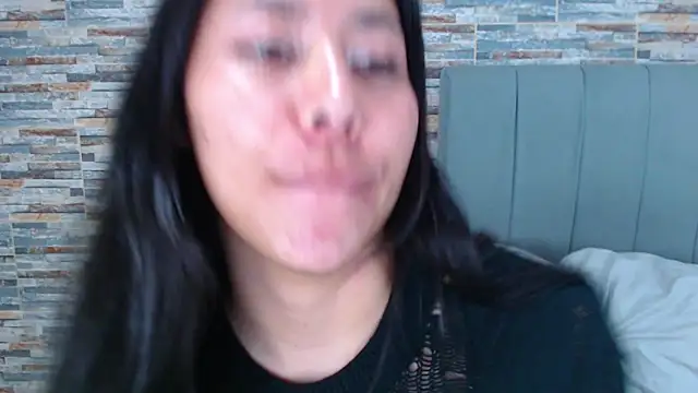 Snapshot of _joy_yva chatting on 10.03.25  joy yva online show from 10.03.25