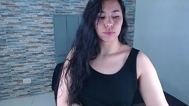 Snapshot of _joy_yva chatting on 10.16.25  joy yva online show from 10.16.25