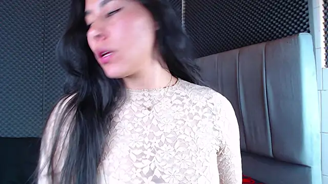  joy yva online show from 12.20.25