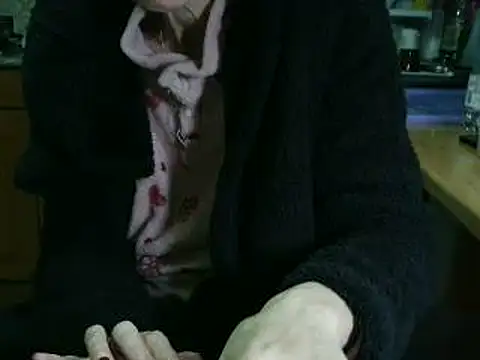 VeneRed online show from 02.04.26