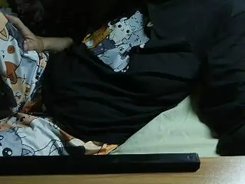 Snapshot of VeneRed chatting on 05.28.26 VeneRed online show from 05.28.26