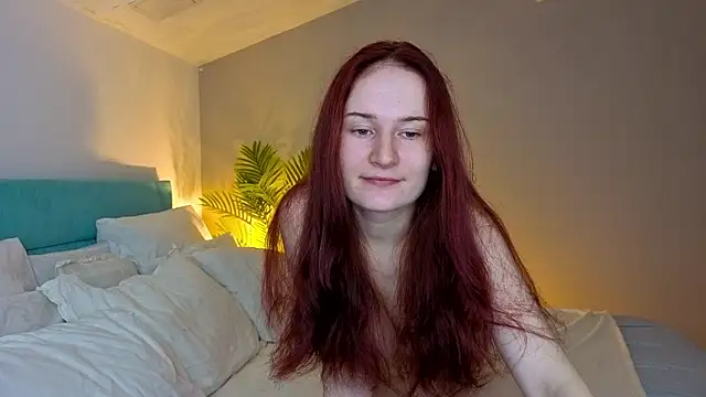 Snapshot of L1ittle_kitty_ chatting on 02.15.26 L1ittle kitty online show from 02.15.26