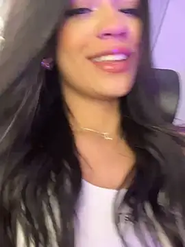 Alisha-Bond online show from 12.06.24