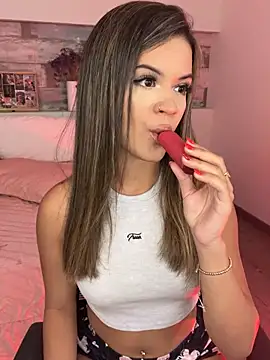 Alisha-Bond online show from 01.13.25