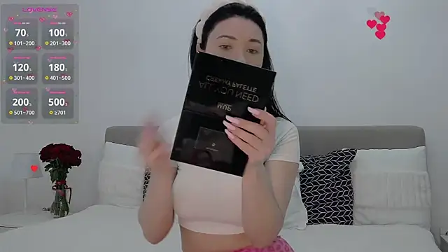 Snapshot of AllisonSky chatting on 02.13.26 AllisonSky online show from 02.13.26