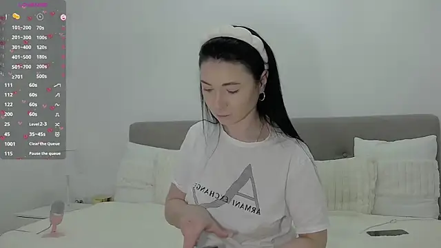 Snapshot of AllisonSky chatting on 02.17.26 AllisonSky online show from 02.17.26