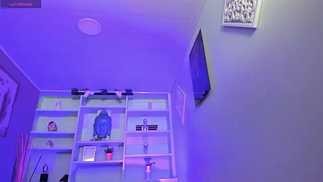 Lucy Williiams online show from 02.24.25