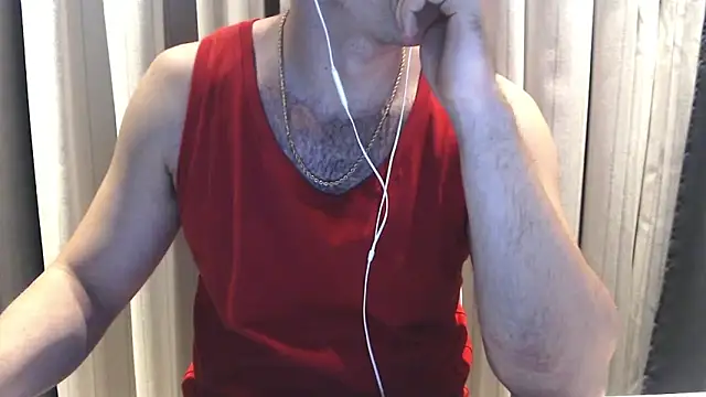 Snapshot of ECMT chatting on 02.18.25 ECMT online show from 02.18.25