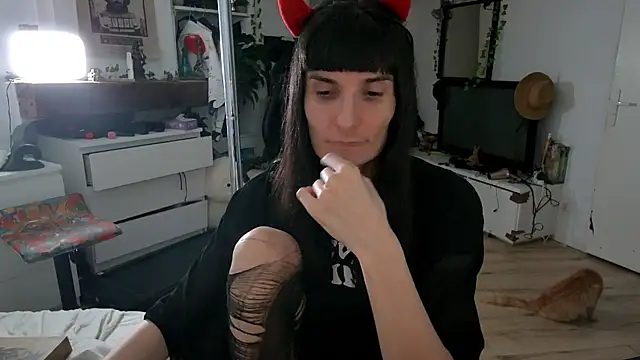 CeriseLapine online show from 11.09.25