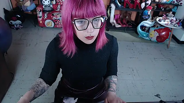 MissMiia2 online show from 02.09.26