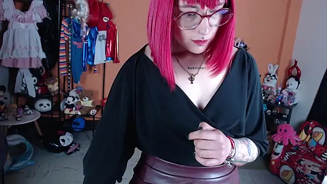 Snapshot of MissMiia2 chatting on 04.25.26 MissMiia2 online show from 04.25.26